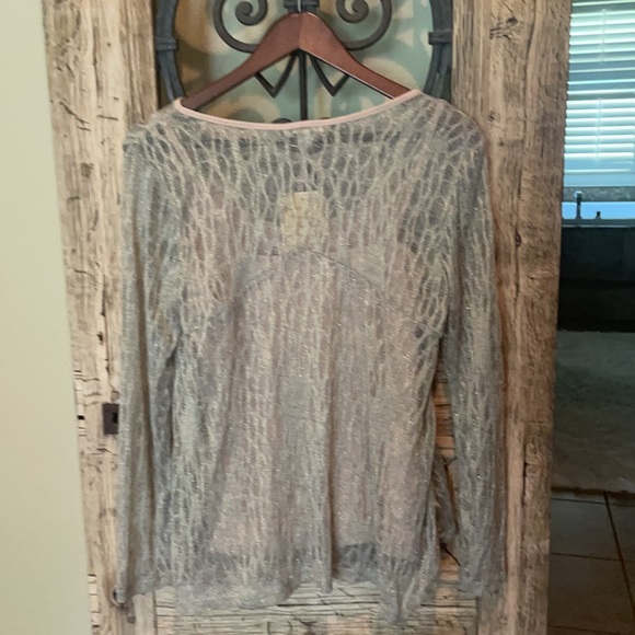 NWT Energe Gold cami with lace long sleeve on top - Picture 4 of 5